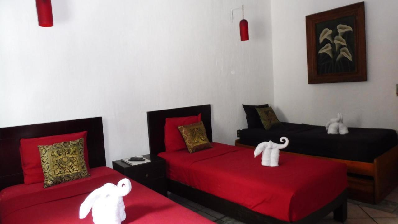Albergue Casa Adriana Puerto Vallarta Exterior foto